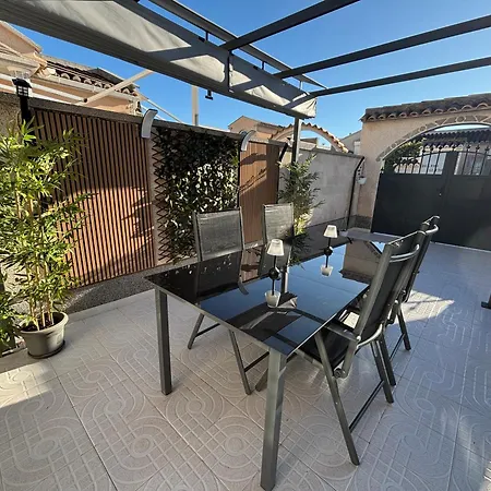 Maison En Espagne * トレビエハ